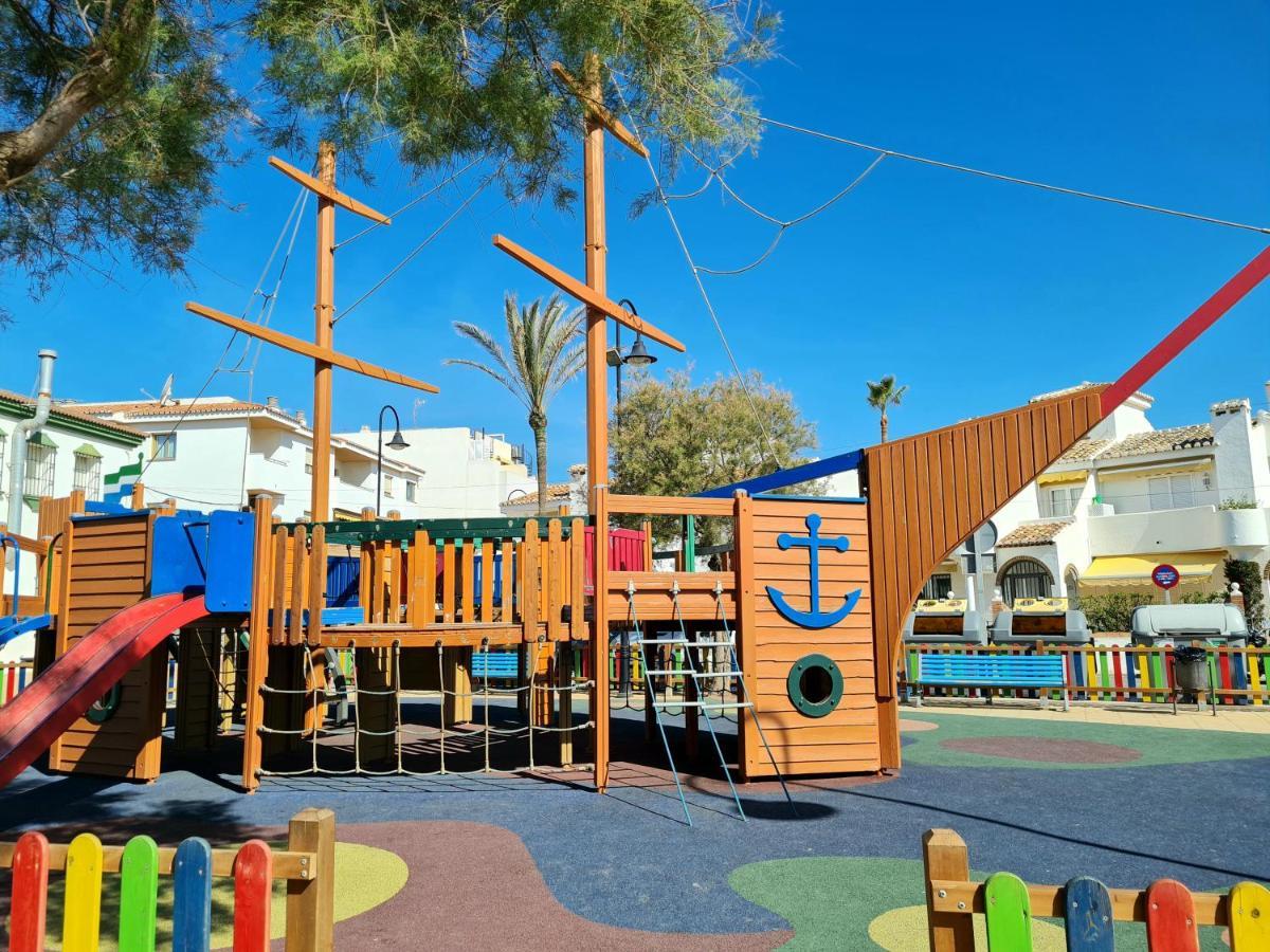 דירות לה קאלה דה מיחאס Casa Catan מראה חיצוני תמונה